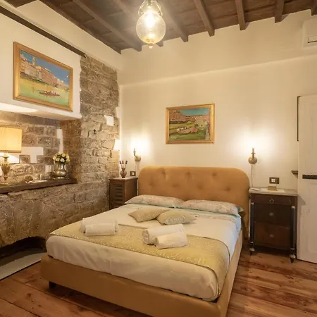 Boutique Ponte Vecchio * 피렌체